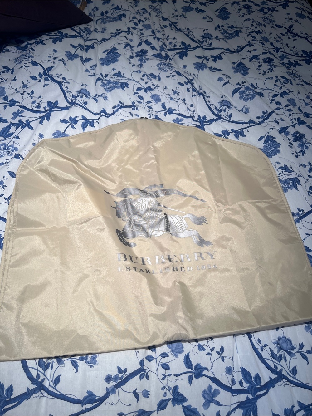 Burberry Beige Logo garment bag